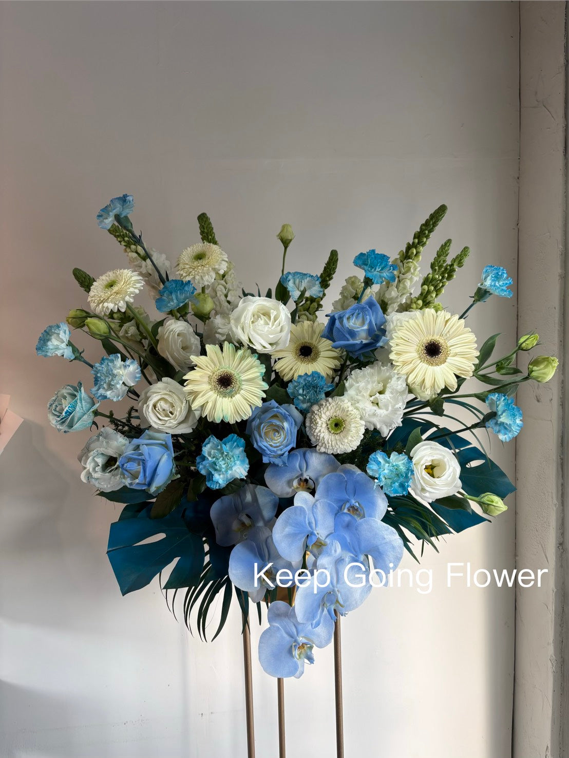 ▌FS-001 ▌鮮花-藍天映雪-精緻高架花籃
